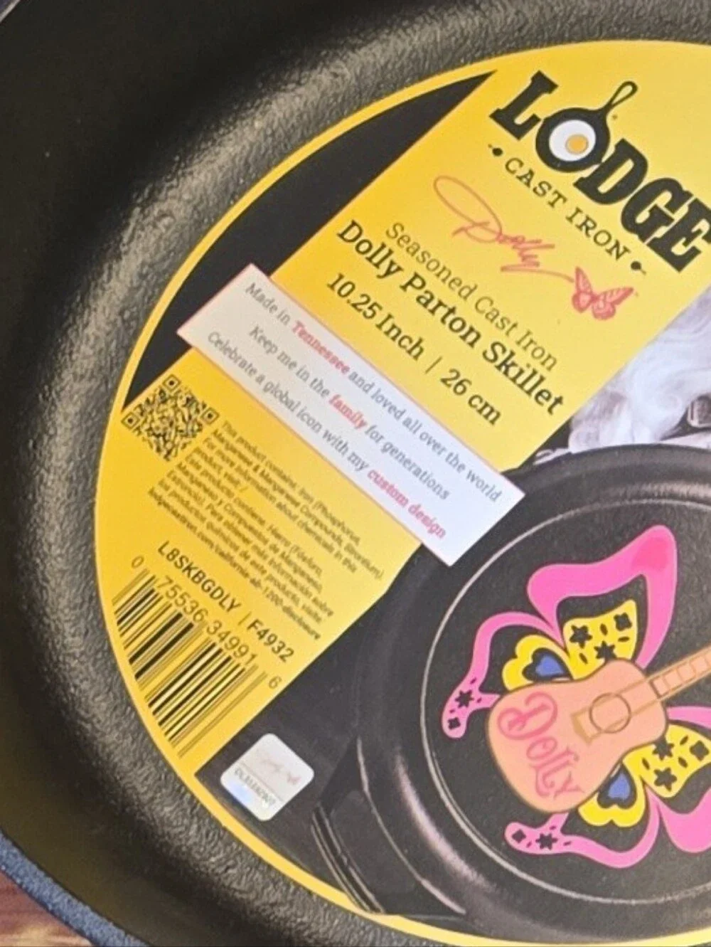 Lodge Cast Iron Skillet - Black with Dolly Parton Graphic